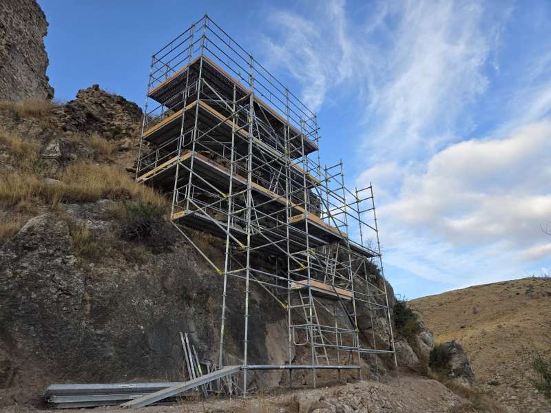 Trabajos en el castillo de Bejs. EPDA