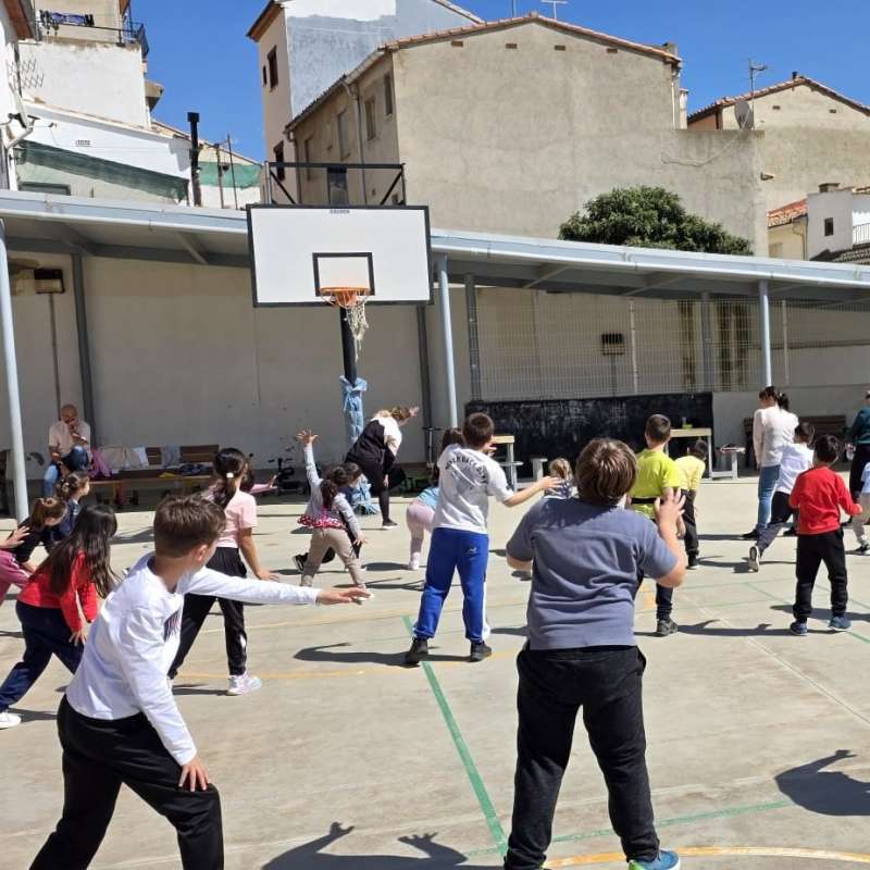 Actividad de la jornada con los m�s peque�os. EPDA