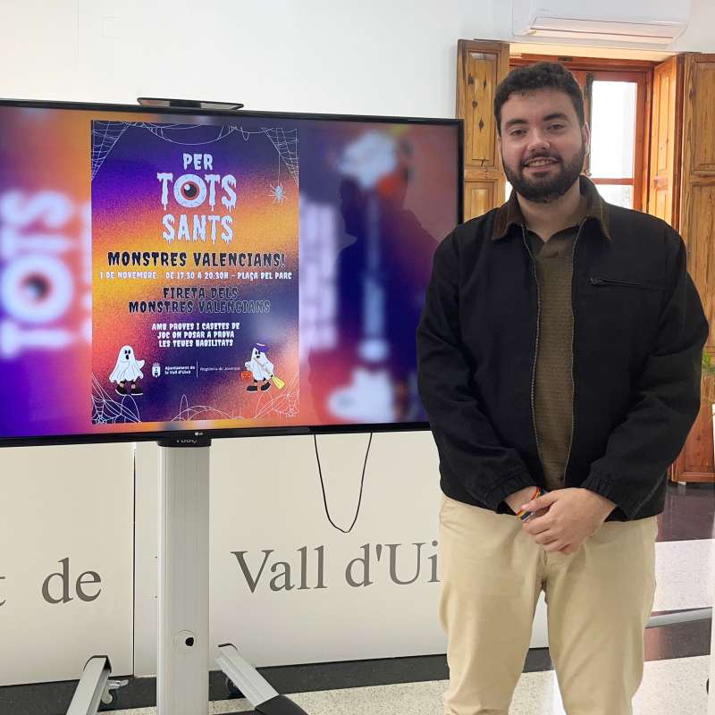 Manel Agea, regidor de Joventut de lAjuntament de la Vall dUix.  EPDA