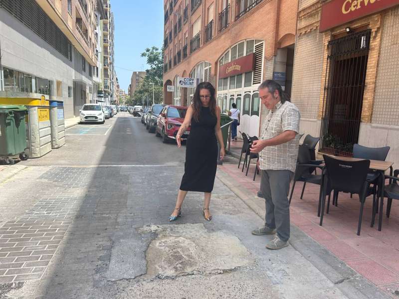 Un carrer de Castell en mal estat. EPDA