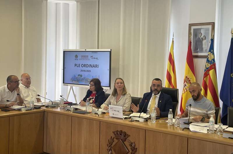 Sessi plenria de lAjuntament de Vila-real. EPDA