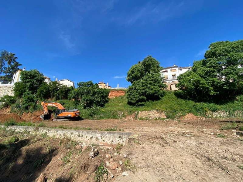 Labores en la ladera este del municipio. EPDA