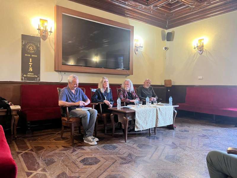 Acto de presentacin del libro en el Circulo Segorbino. EPDA
