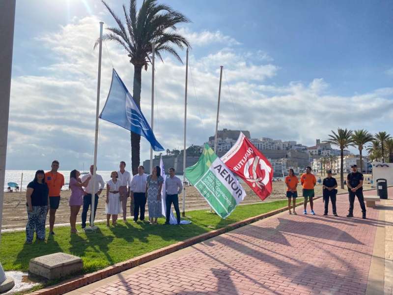 Peníscola compta, a més, amb la Sendera Blava per a Peñismar i el Centre Blau per al Museu de la Mar que entrega Adeac, organisme que concedeix les banderes blaves. /EPDA

