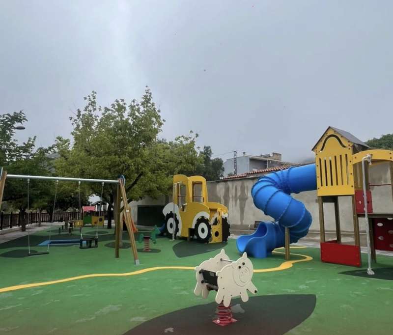 Nuevo parque de Chvar. EPDA