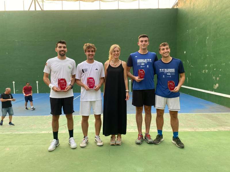 Ganadores del torneo  Foto: Ayuntamiento de Oropesa del Mar