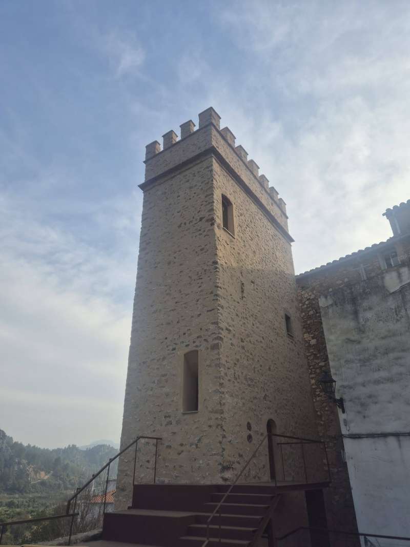 Torre Cuadrada de Argelita tras la renovaci�n. EPDA