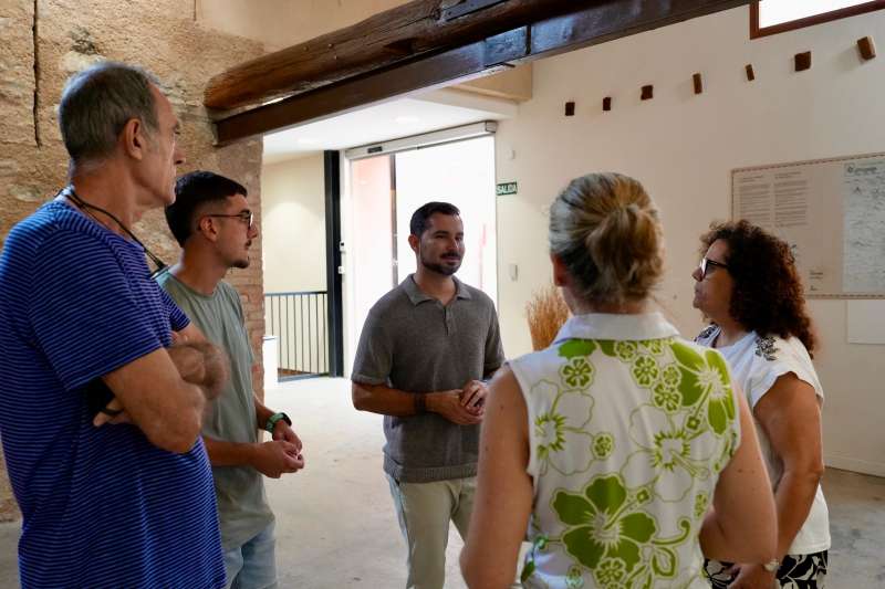 Reuni amb les persones contractades. EPDA
