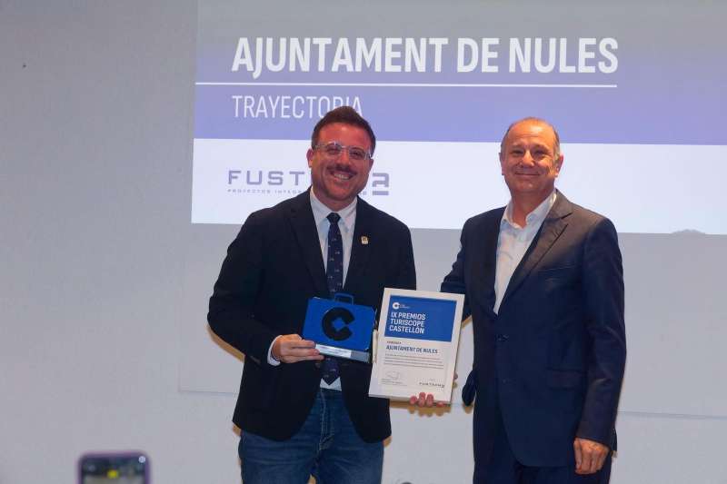 El Concejal de Turismo del Ayuntamiento de Nules, Guillermo Latorre, recibe el Premio Turiscope Castell�n.  EPDA