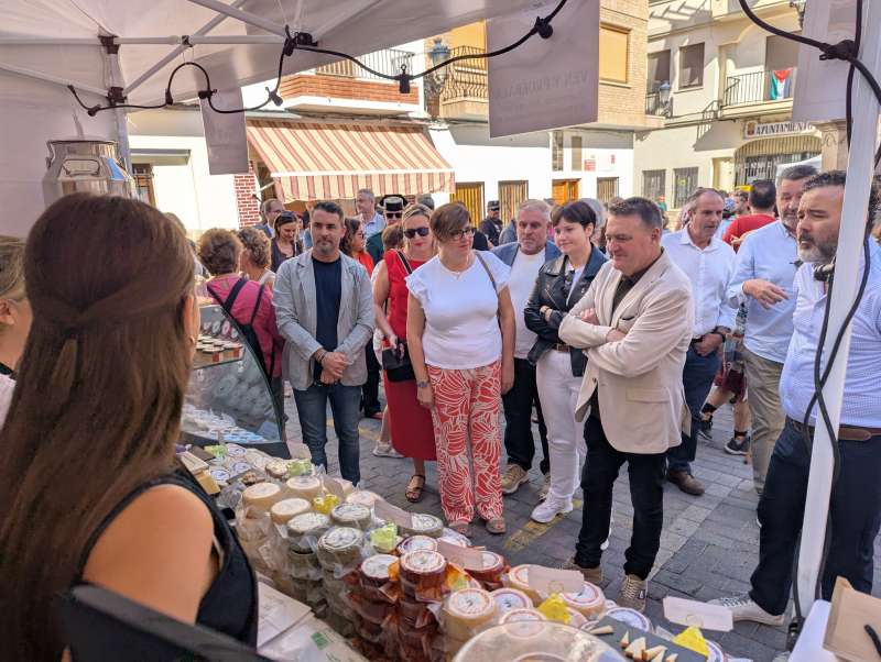 Un estand de la Feria del Queso de Montanejos. EPDA