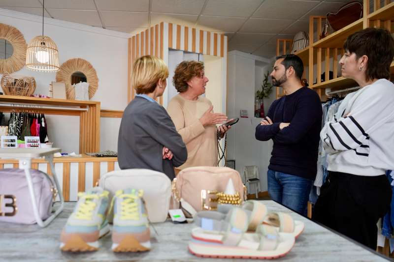Visita a un dels comeros de lAlcora. EPDA