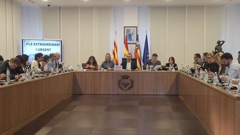 Ple extraordinari del 3 de novembre al Ajuntament de Vila-real.  EPDA 
