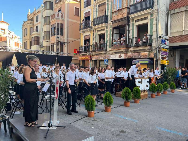 Msicos de la Sociedad Musical de Segorbe durante la celebracin del aniversario de la banda.EPDA