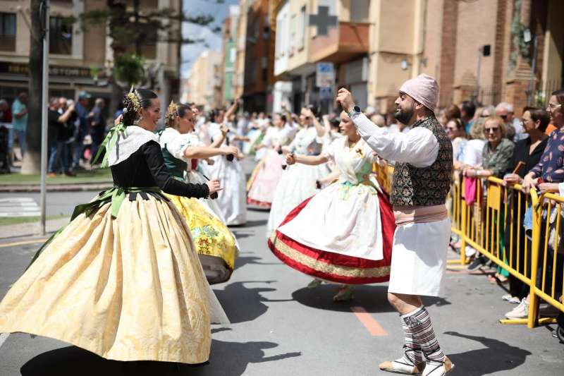 Dans� a la Mare de D�u dels Desamparats en Burriana.  EPDA