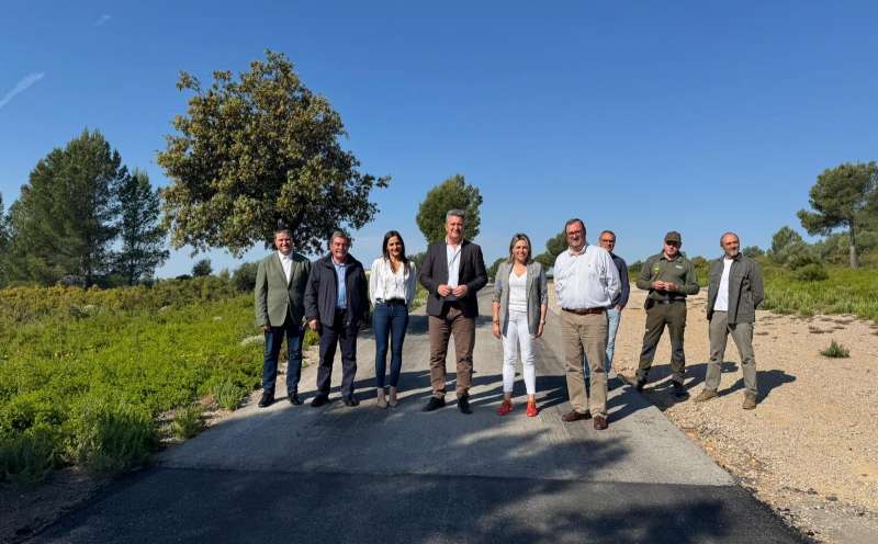 El vicepresidente tercero y conseller de Medio Ambiente, Infraestructuras, Territorio y de la Recuperaci�n, Vicente Mart�nez Mus, en su visita a la Vall d?Alba.  EPDA