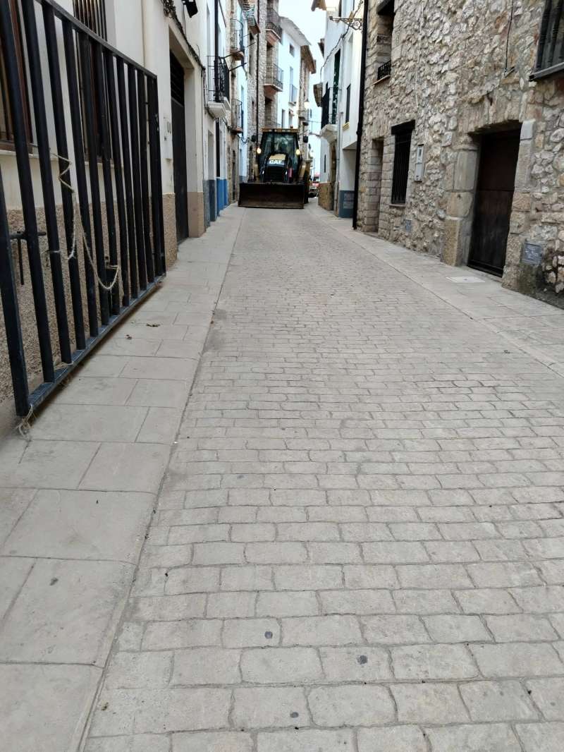 Inicio de las obras en la calle de Arriba. EPDA