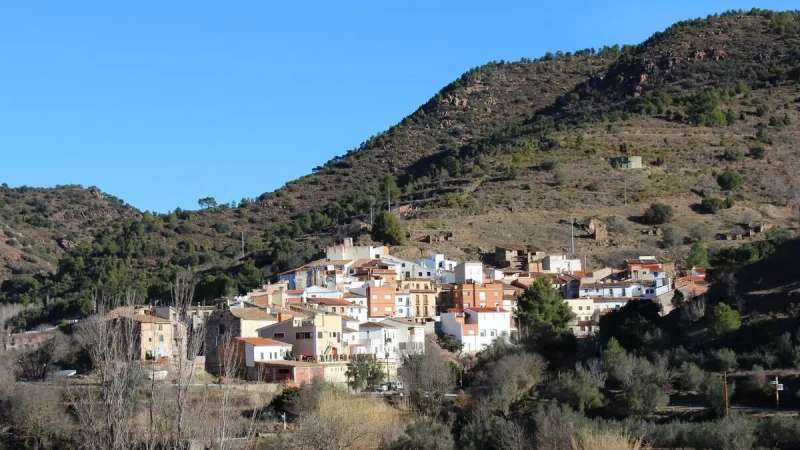 Vista area de Higueras. EPDA