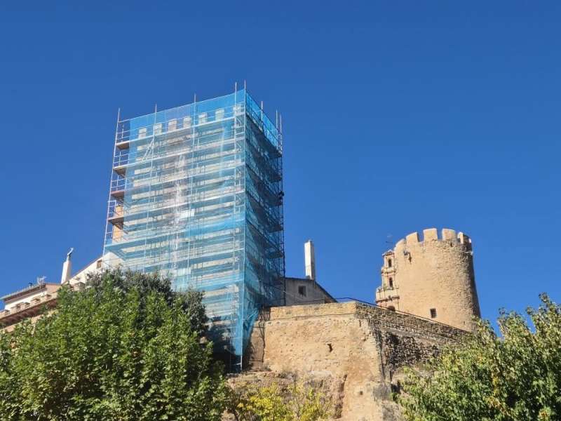 Inicio de los trabajos en la torre cuadrada. EPDA 