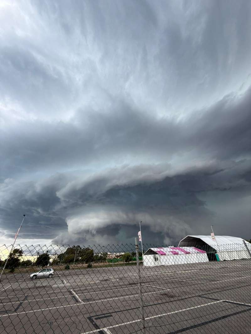 Tormenta el pasado 12 de julio llegando a Burriana. EPDA