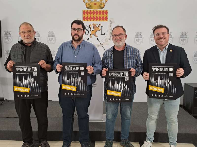 Presentaci�n de la campa�a de apadrinamiento de tubos para la recuperaci�n del hist�rico �rgano de Nules.  EPDA 