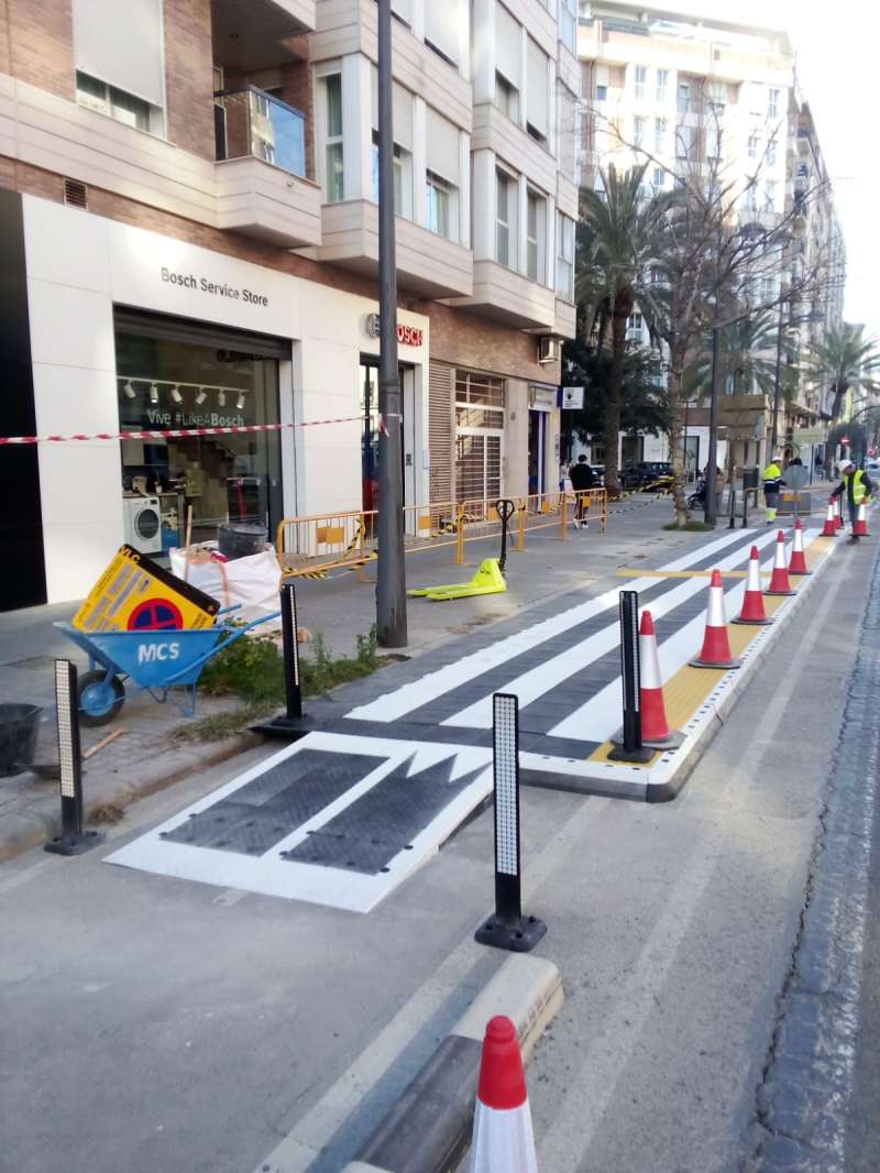 Ejemplo del modelo que se instalar� en las paradas.  EPDA