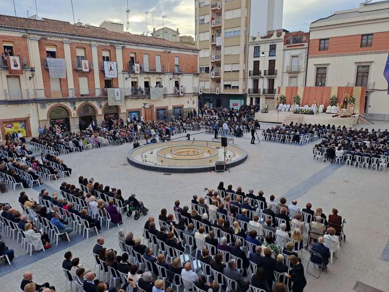 Coronaci cannica de la Mare de Du de la Soletat de Nules.  EPDA