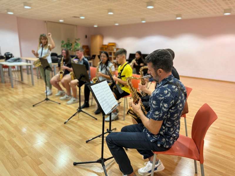 Ensayo en el Centre Municipal de les Arts de Burriana.  EPDA 