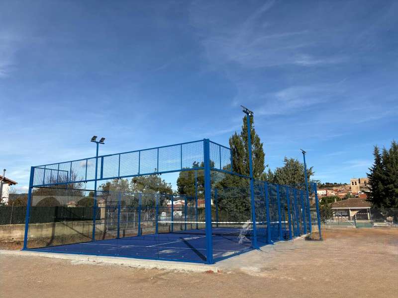 La pista de pdel de la Villa de El Toro.  EPDA