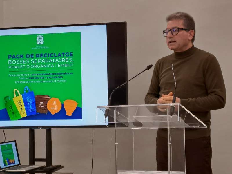 El concejal de Medio Ambiente, C�sar Esta�ol.  EPDA