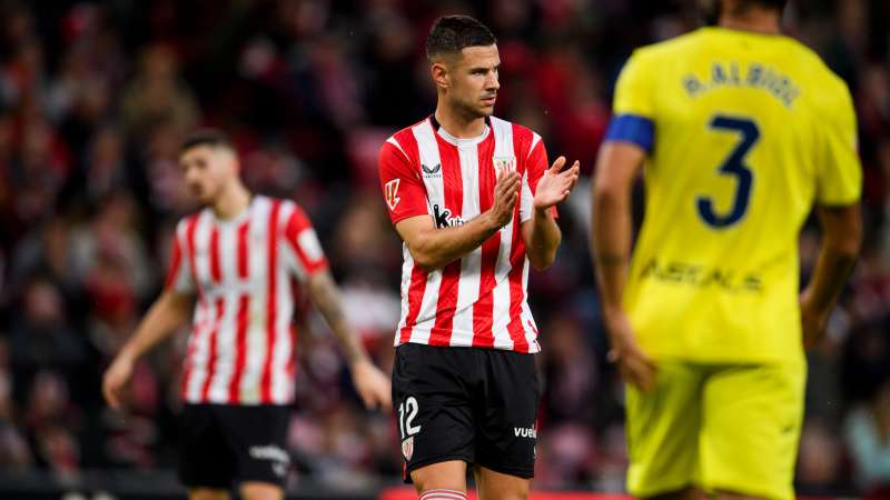 Un instante durante el partido. ATHLETIC