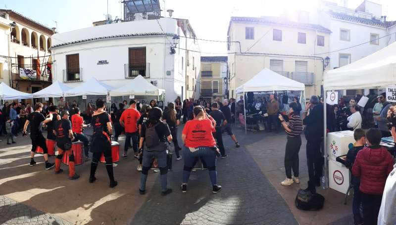 Primera edicin de la feria Mujeres Creadoras. EPDA