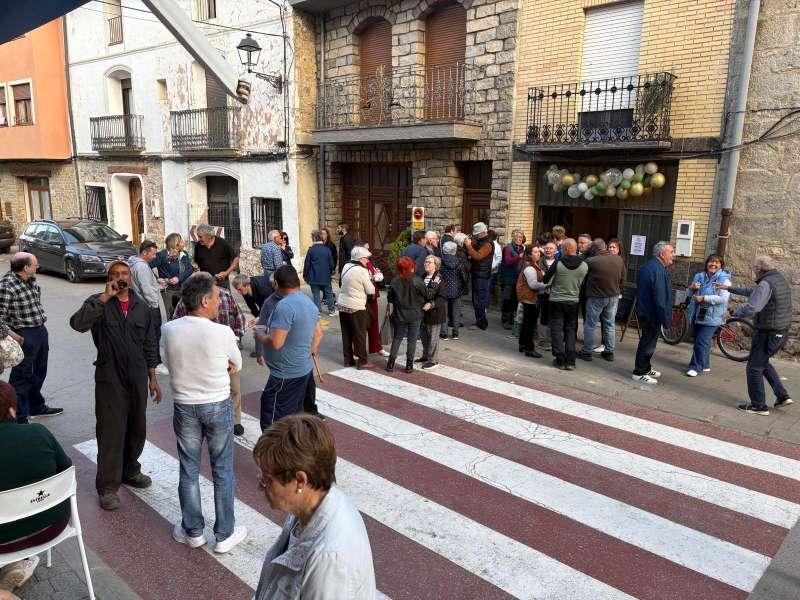 Imagen de la inauguraci�n de la panader�a. EPDA
