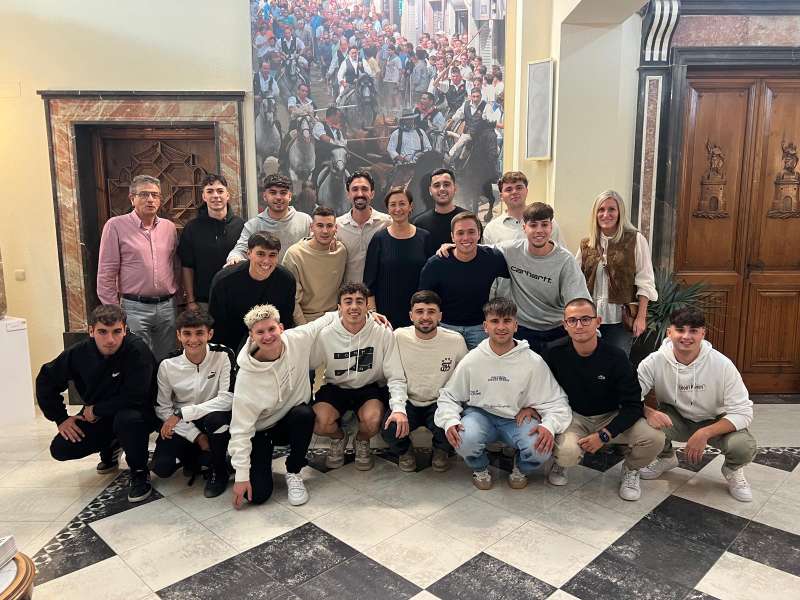 Miembros de la nueva comisin de toros. EPDA