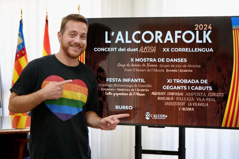 El regidor de Cultura de l?Alcora, Carlos Esteban, presenta una nova edici de lAlcoraFolk. EPDA