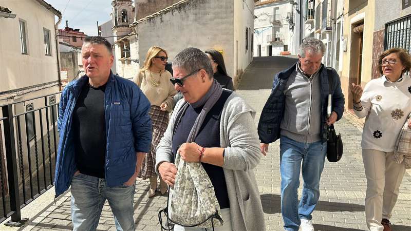 Visita del alcalde de Montanejos, Miguel Sandalinas a El Tormo. EPDA