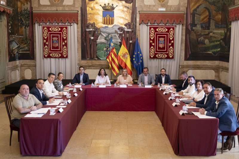 Reuni del Govern Provincial de Castell. EPDA