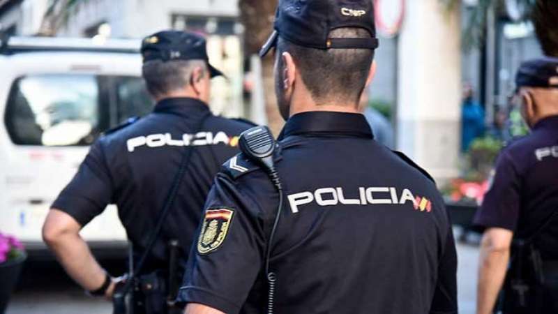 La polica nacional est investigando el macabro hallazgo. EPDA