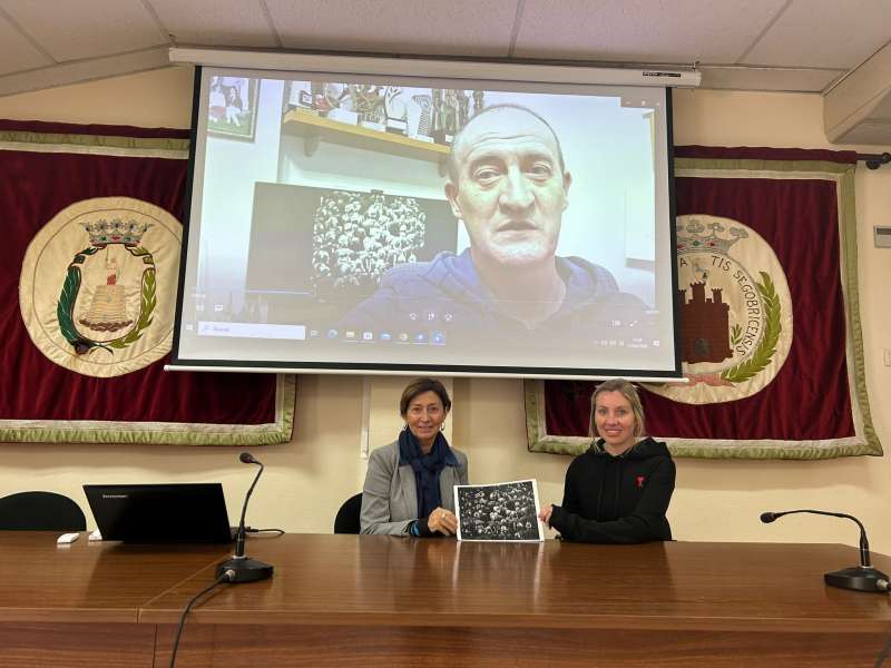 Acto de entrega del premio. EPDA