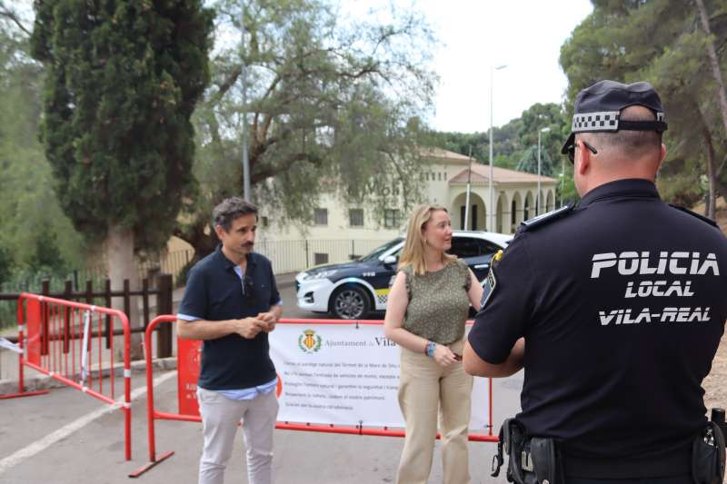Senyals indicatives del tancament daccs a vehicles. EPDA