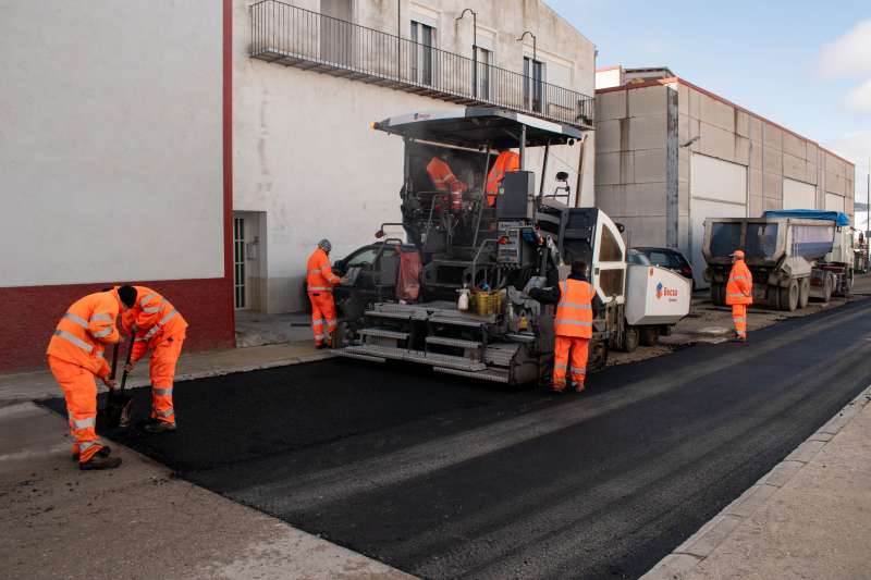 Asfaltat del polígon industrial de Morella./EPDA