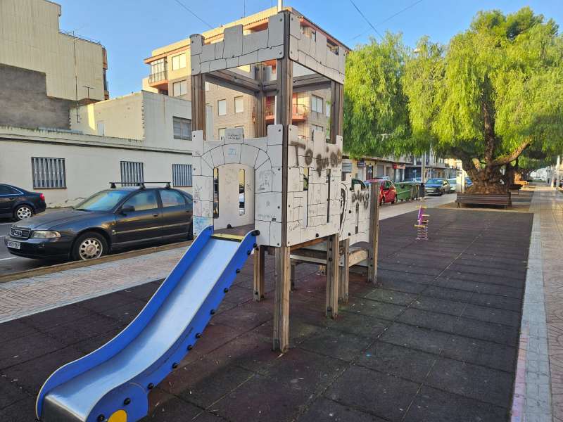 Parque infantil en Oropesa del Mar. EPDA