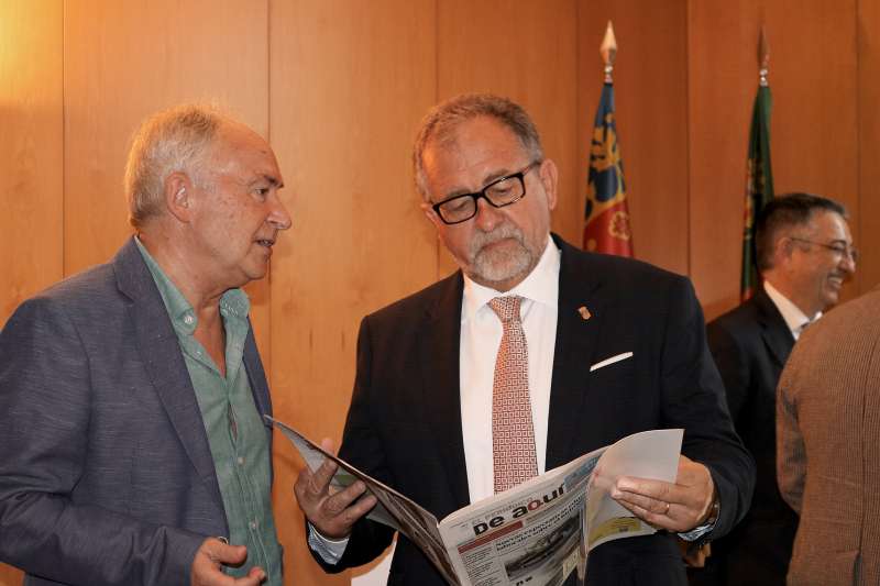 Presidente de la Diputación de Castellón en la presentación de la edición impresa de El Periódico de Aquí. / EPDA