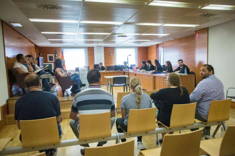 Imagen de archivo de un juicio en la Audiencia Provincial de Castell�n. EFEDomenech Castell�Archivo
